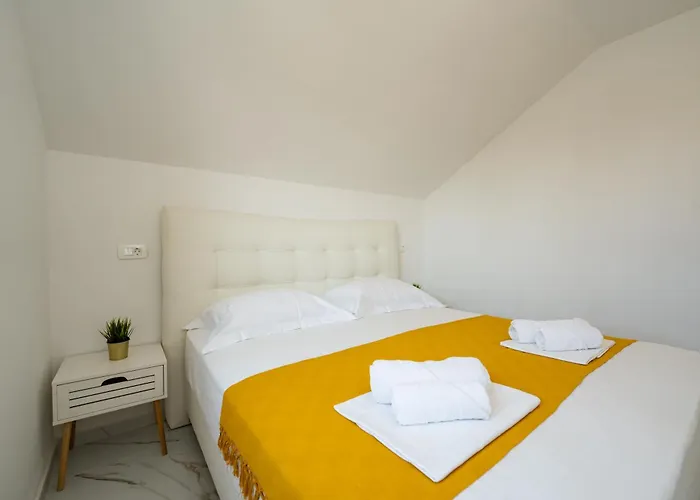 Two-bedroom Dominik