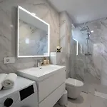 Two-bedroom Dominik Apartament