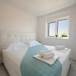 Two-bedroom Dominik
