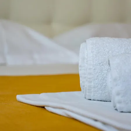 Two-bedroom Dominik Mandre