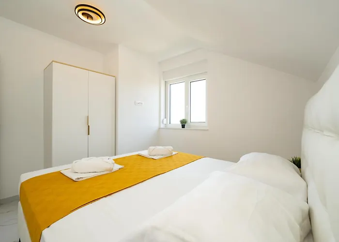Apartamento Two-bedroom Dominik