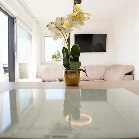 Two-bedroom Dominik * Mandre