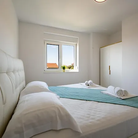Two-bedroom Dominik Lejlighed