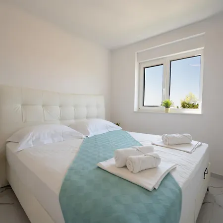 Two-bedroom Dominik